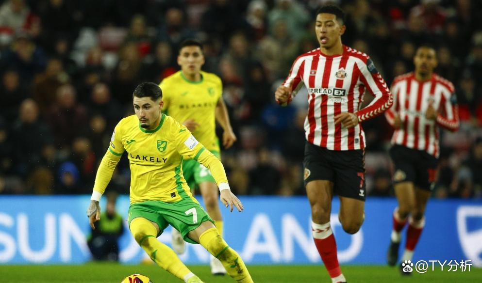 朴茨茅斯前锋突破进球，助球队获胜